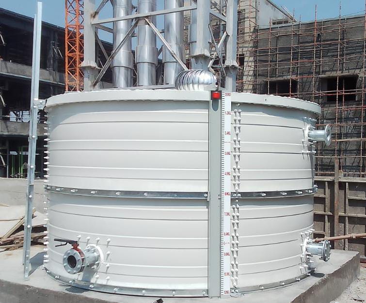 White Zinc Aluminium Steel tank with pipe connections and level indicator